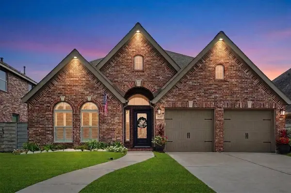 2345 Redwood Ridge TRL, Manvel, TX 77578