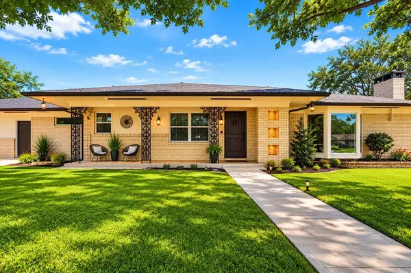526 14th ST, Hempstead, TX 77445