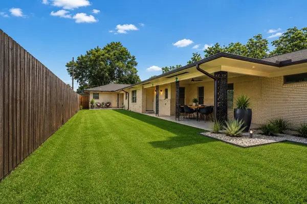 526 14th ST, Hempstead, TX 77445