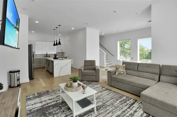 2711 Rosalie ST, Houston, TX 77004