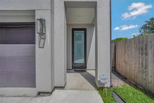 2711 Rosalie ST, Houston, TX 77004