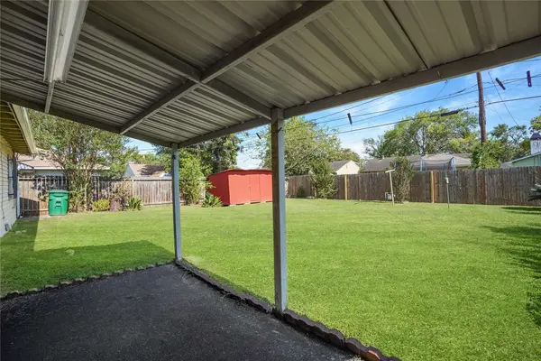 12432 Yancy DR, Houston, TX 77015