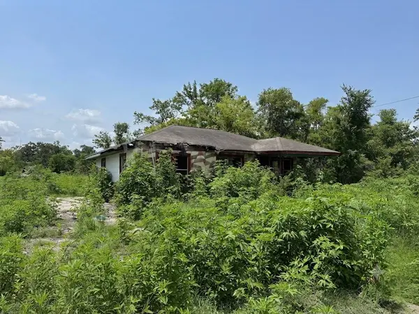 7115 Dallas ST, Baytown, TX 77521