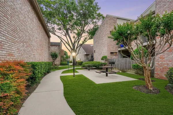8100 Cambridge ST #158, Houston, TX 77054