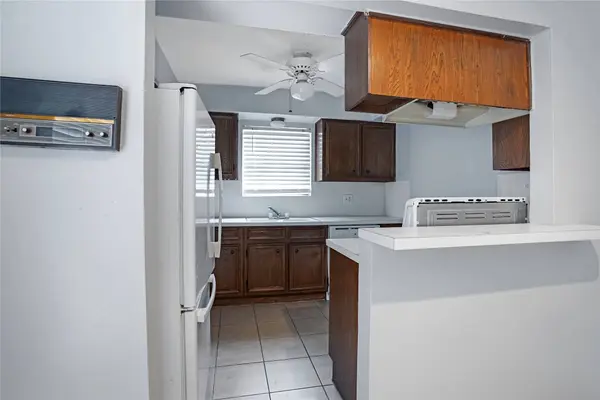 7500 West LOOP S, Bellaire, TX 77401