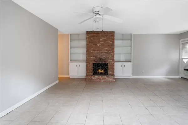 7500 West LOOP S, Bellaire, TX 77401