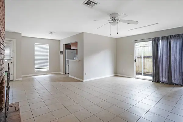 7500 West LOOP S, Bellaire, TX 77401
