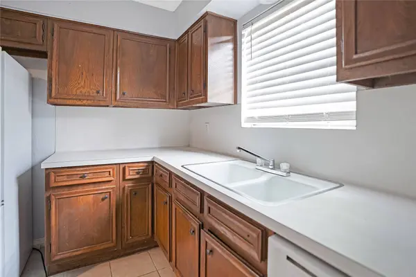 7500 West LOOP S, Bellaire, TX 77401