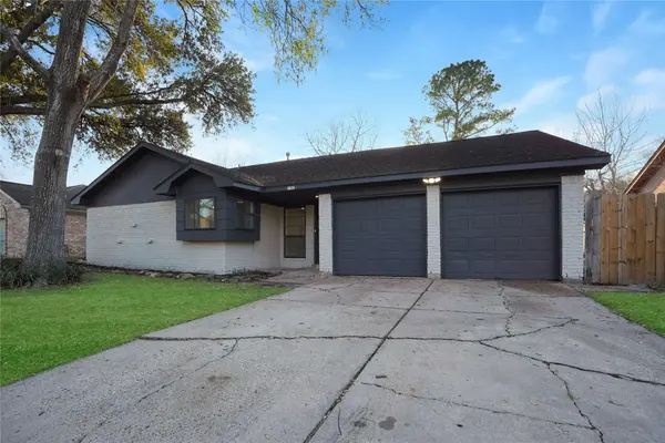 11822 S Perry AVE, Houston, TX 77071
