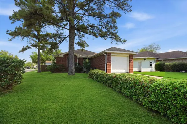 15258 Ferness LN, Channelview, TX 77530