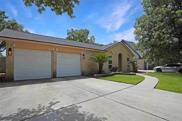17119 Mellow Ridge DR, Spring, TX 77379