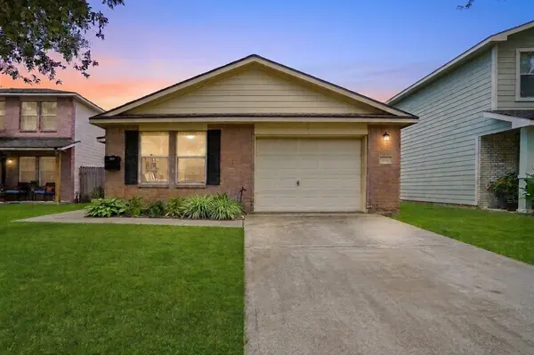 7319 Rising Brook DR, Cypress, TX 77433