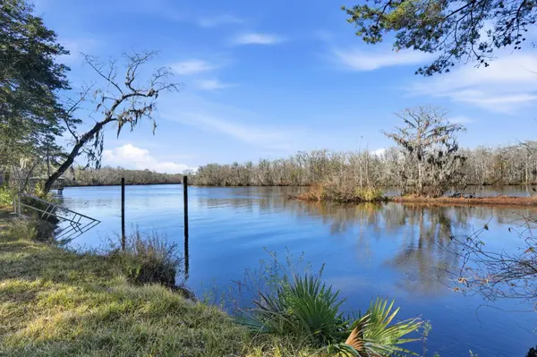 9450 Savannah Hwy, Adams Run, SC 29426