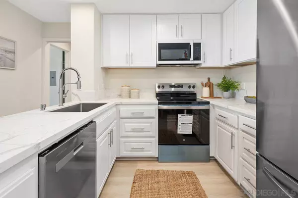 1855 Diamond St #5-221, San Diego, CA 92109