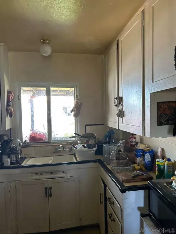 2112 Dryden Rd, El Cajon, CA 92020