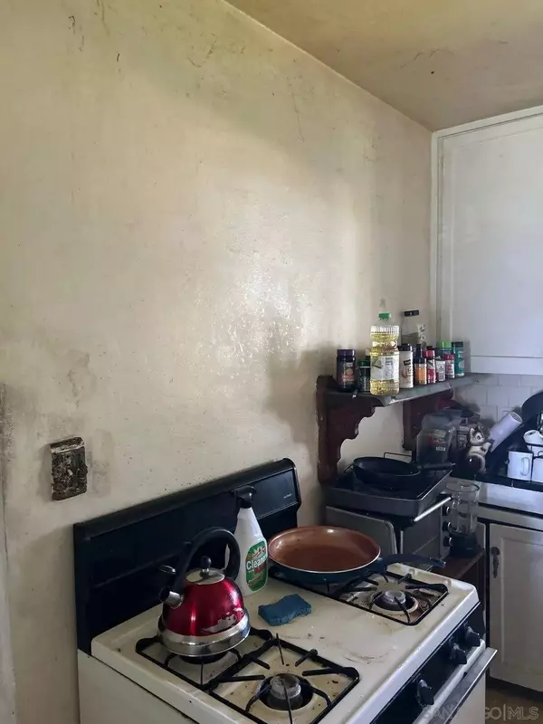 2112 Dryden Rd, El Cajon, CA 92020