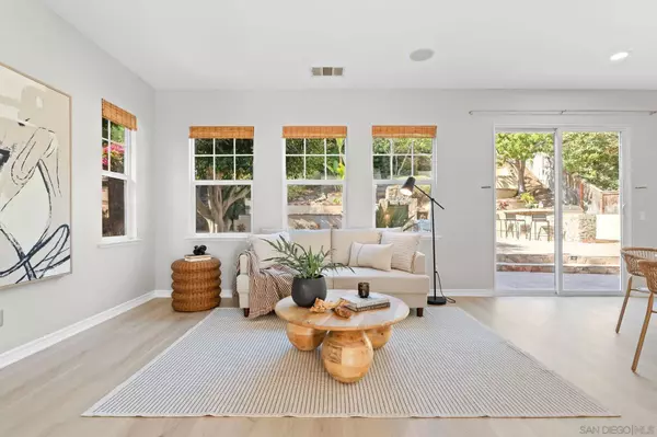 950 Prism Dr, San Marcos, CA 92078