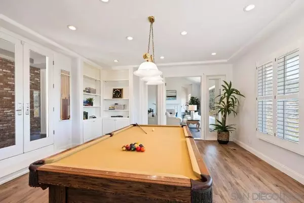 2771 Saint Laurent Pl, La Jolla, CA 92037