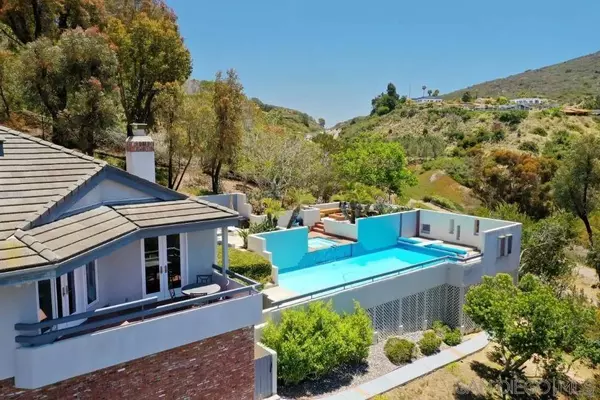 2771 Saint Laurent Pl, La Jolla, CA 92037