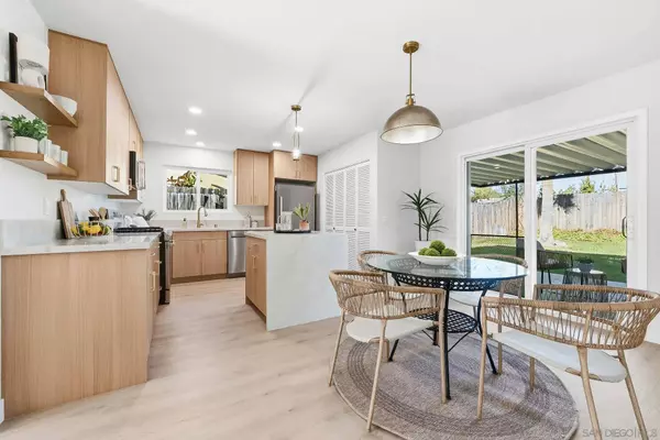 650 Olinda St, Escondido, CA 92027