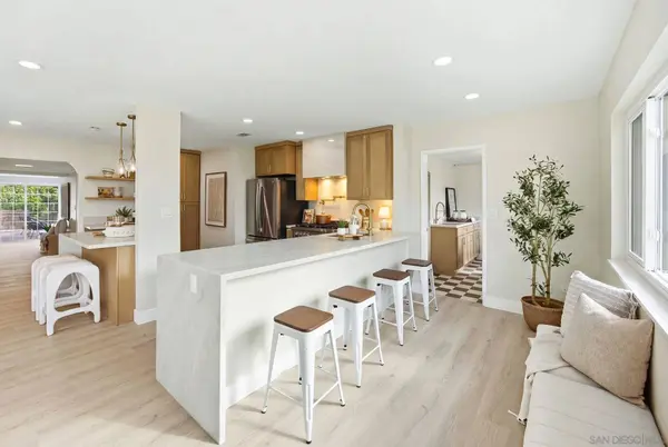 7202 Via Capri, La Jolla, CA 92037