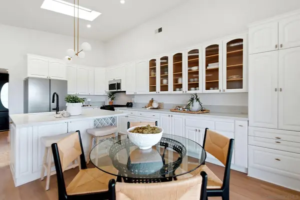 6115 Carling Way, San Diego, CA 92115