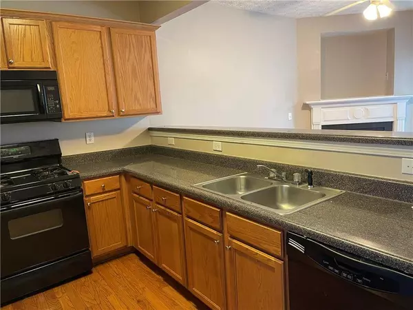 2504 Walden Lake DR, Decatur, GA 30035