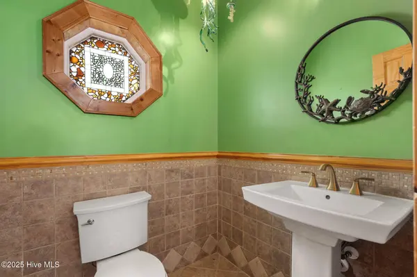 266 Cahoon RD, Manns Harbor, NC 27953