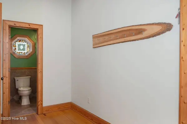 266 Cahoon RD, Manns Harbor, NC 27953