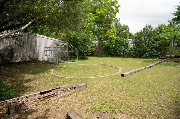 1106 E Franklin Street, Hillsboro, TX 76645