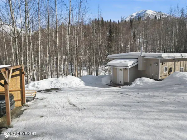 19311 Jasmine RD, Chugiak, AK 99567