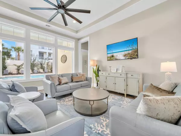 29 Los Angeles Street, Miramar Beach, FL 32550