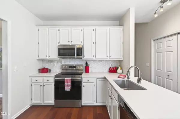 1904 Farmington Grove Drive, Raleigh, NC 27614