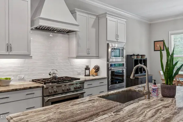 6109 Norwood Place, Raleigh, NC 27613
