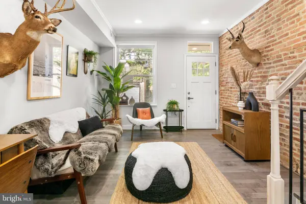 3817 PLEASANT PL, Baltimore, MD 21211