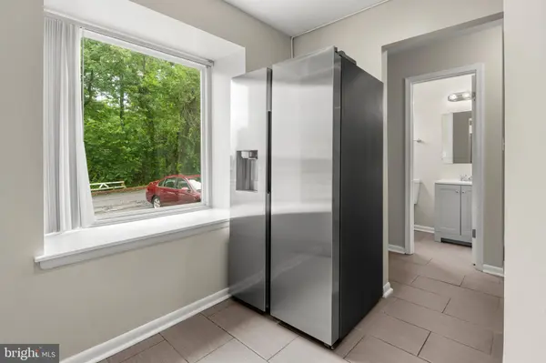 14 ENSIGN CT, Essex, MD 21221