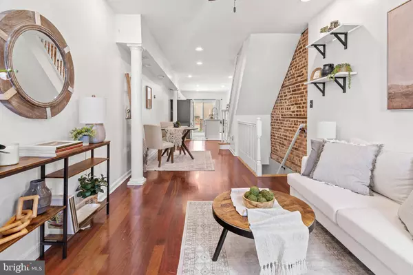 823 S DECKER AVE, Baltimore, MD 21224