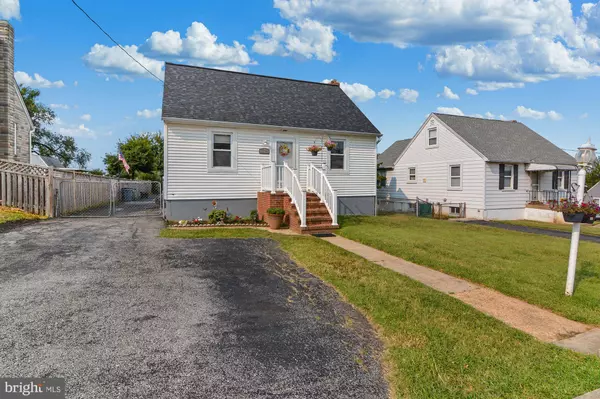 2216 SMITH AVE, Baltimore, MD 21227