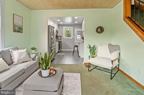 2216 SMITH AVE, Baltimore, MD 21227