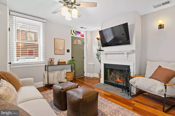 2010 FOUNTAIN ST, Baltimore, MD 21231