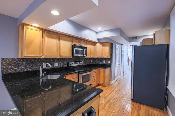 3240 FOSTER AVE, Baltimore, MD 21224