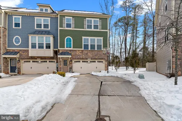 8249 HICKORY HOLLOW DR, Glen Burnie, MD 21060