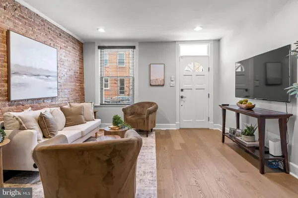 1121 S DECKER AVE S, Baltimore, MD 21224