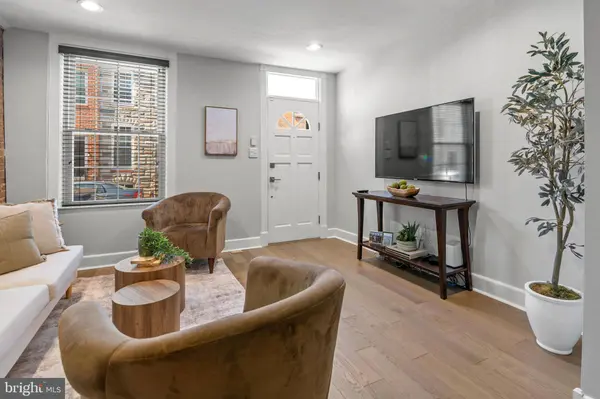 1121 S DECKER AVE S, Baltimore, MD 21224