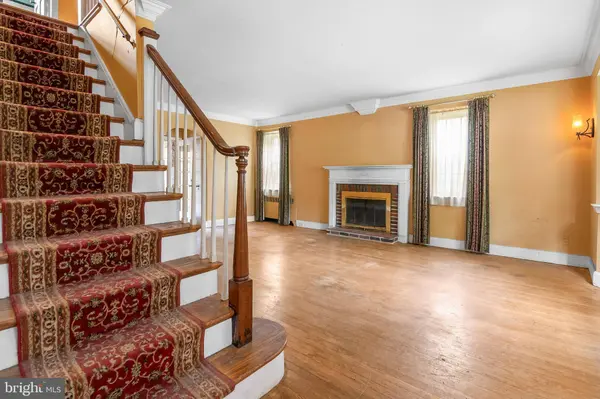 828 E BELVEDERE AVE, Baltimore, MD 21212