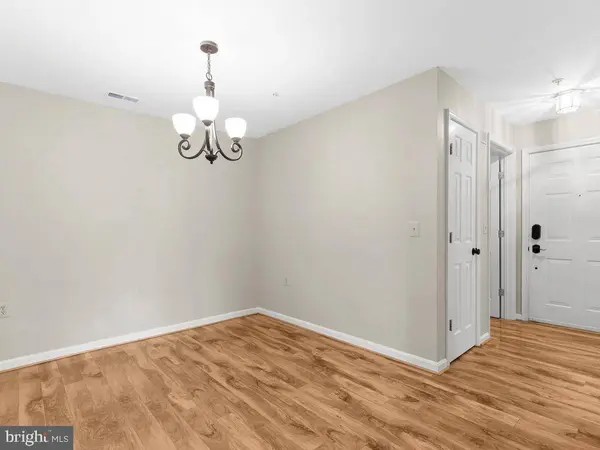 6 TYLER FALLS CT #K, Baltimore, MD 21209