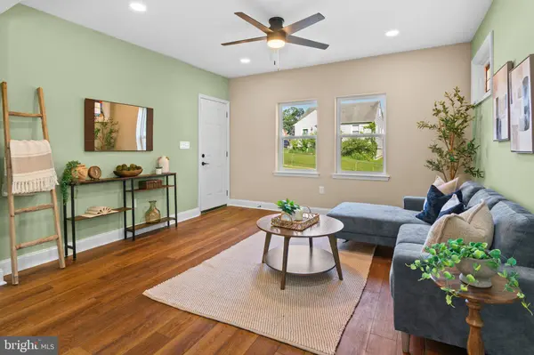 2 LINHIGH, Nottingham, MD 21236