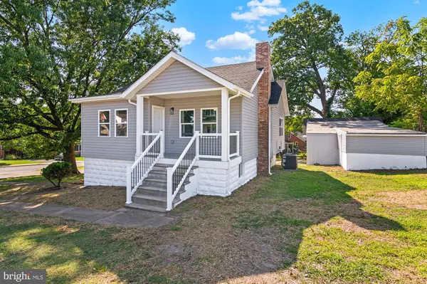 2 LINHIGH AVE, Nottingham, MD 21236