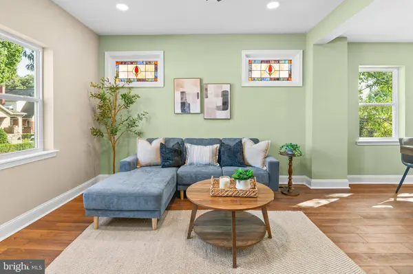 2 LINHIGH AVE, Nottingham, MD 21236