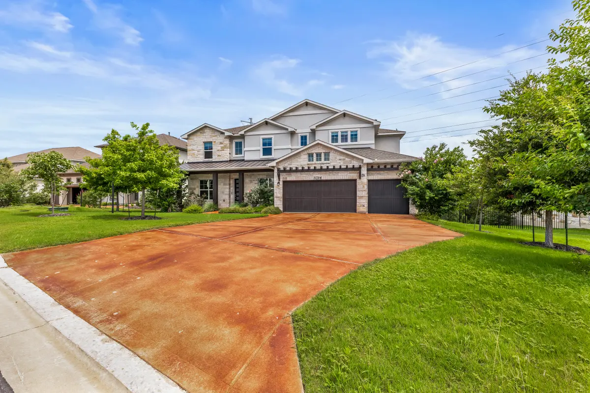 605 Gunison Dr, Austin, TX 78738-0016